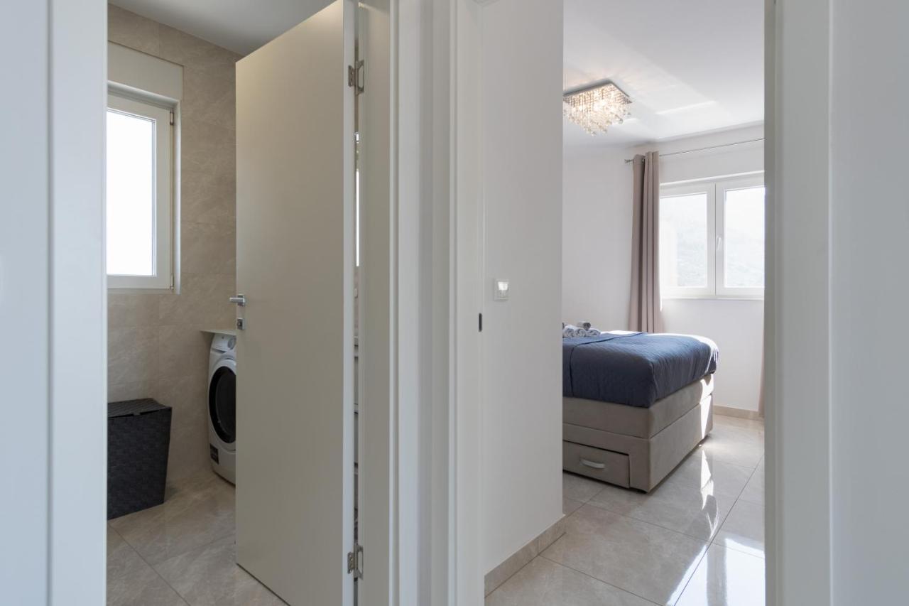 Sea View Apartment With Parking - Dina 马卡尔斯卡 外观 照片